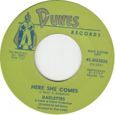 DARLETTES Just You / Here She Comes DUNES 2026) USA 1963 45